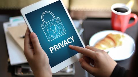 how to access the dark web safely